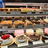 红茶布丁依旧经典好吃拿破仑也挺优秀,吃的开心🙋🏻♂️🙋🏻♂️🙋🏻♂️