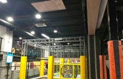 -蹦贝运动中心·蹦床·攀岩·闯关(龙岗店)