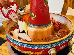 -毛辣果·贵州红酸汤牛肉火锅(西单店)