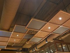 -ROAST coffee & eatery