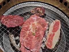 -山川小町·极番烧肉(新地假日广场店)