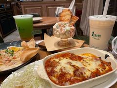 -玛格萝妮比萨屋(四平店)