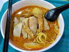 -亚王咖喱鸡米粉面
