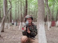 -亲兄弟真人CS团建拓展基地