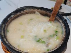 -粤港湾砂锅粥·宵夜(宝龙店)