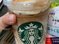 -星巴克(昆明机场III店)