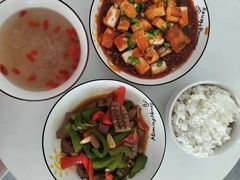 -优护佳医护级月嫂(和睦家浦西店)