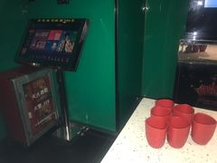 -百威KTV(恒福路店)