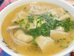 特制酒香鲜肉大馄饨-逸桂禾面馆