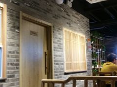 大堂-十六中酱肉·烧烤·京菜小馆(五方桥旗舰店)