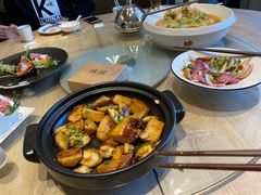 干锅芋头烧鲍鱼-味莊·青岛菜(云霄路店)
