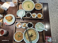-蟹上黄·蟹黄面·江南糖水(人民广场店)