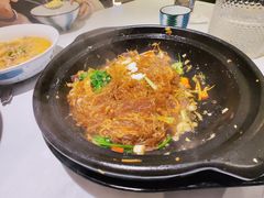 -费大厨辣椒炒肉(高铁吾悦广场店)
