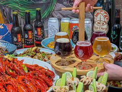 -40+精酿啤酒俱乐部(国投财富广场店)