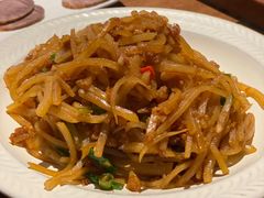 -肆海小川菜酒馆Wine Bistro (青年路店)