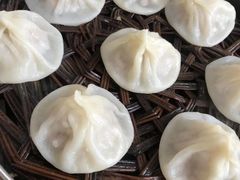 -老字号眼镜子煎包汤包店