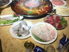 -园里串香牛肉串串火锅(新繁店)