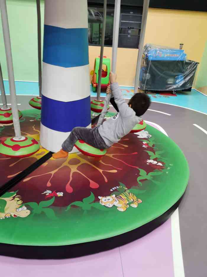 米格鲁儿童乐园-"新开业没多长时间,里面还有点味道,票是单.