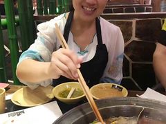 -山水悦茶会所(上海沙龙新天地天宝商业中心店)