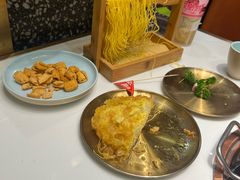 -洪氏嗨捞·猪肚鸡火锅(阳光天地店)