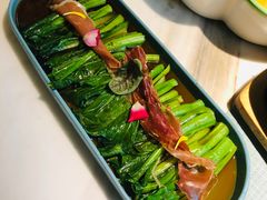 -蜜桃花开·中西融合菜E&W(南长街店)