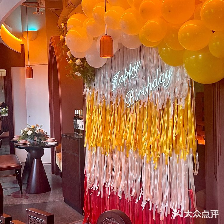 hoxa bistro｜新疆小酒馆 美食美景被治愈🖤