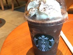 幕黑摩卡-星巴克(广州淘金路店)