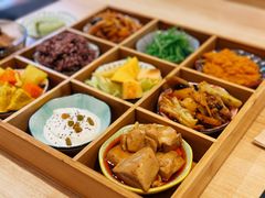 -轻蔬不用等·素食(江苏路店)