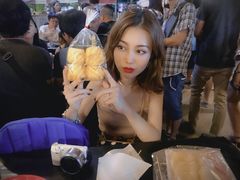 -席娜卡琳火车铁道夜市