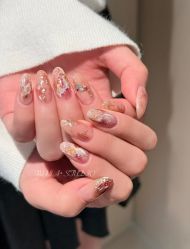 -悦指间美甲美睫