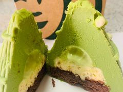 圣诞树抹茶奶酪流心蛋糕-星巴克(湖州梅地亚广场店)