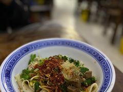 油泼面-老陕油泼面(回民街店)