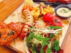 -Mark&Mars Restaurant
