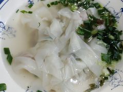 -何太太馄饨面铺(大浒东苑店)