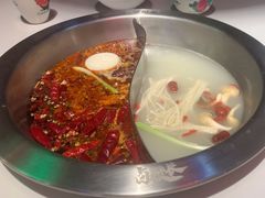 -卤校长重庆火锅(国兴店)