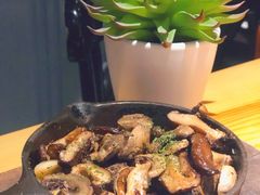 橄榄油香煎蘑菇-TIAGO HOME KITCHEN(王府中环店)