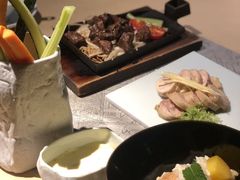 -穹六人间 people 6(岳阳路店)