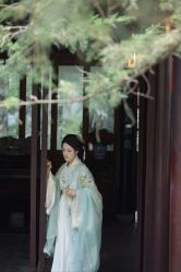 -一揽芳华汉服旗袍体验馆(拙政园店)
