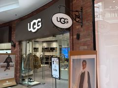 -UGG(燕莎奥特莱斯购物中心店)