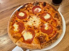 -城市大道红炉披萨烘焙坊