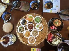 -包整·丝娃娃(一览甲秀楼风景店)