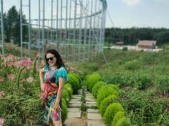 -北纬44度·金珠花海休闲农业旅游景区