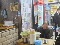 -覃肥叔桂林米粉(粮道街店)