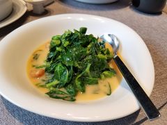 龙虾汤浸豆苗-遇外滩(BFC外滩金融中心店)