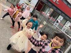 -童学馆·诗书礼乐少儿国学(光谷天地店)