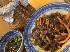 -包整·丝娃娃(一览甲秀楼风景店)