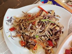-小厨子私房菜·云南美食店
