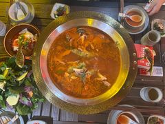 -野山舂·贵州现舂酸汤牛肉(东山店)