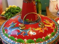 -毛辣果·贵州红酸汤牛肉火锅(西单店)