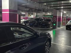 场地-绿地云悦坊-地下停车场